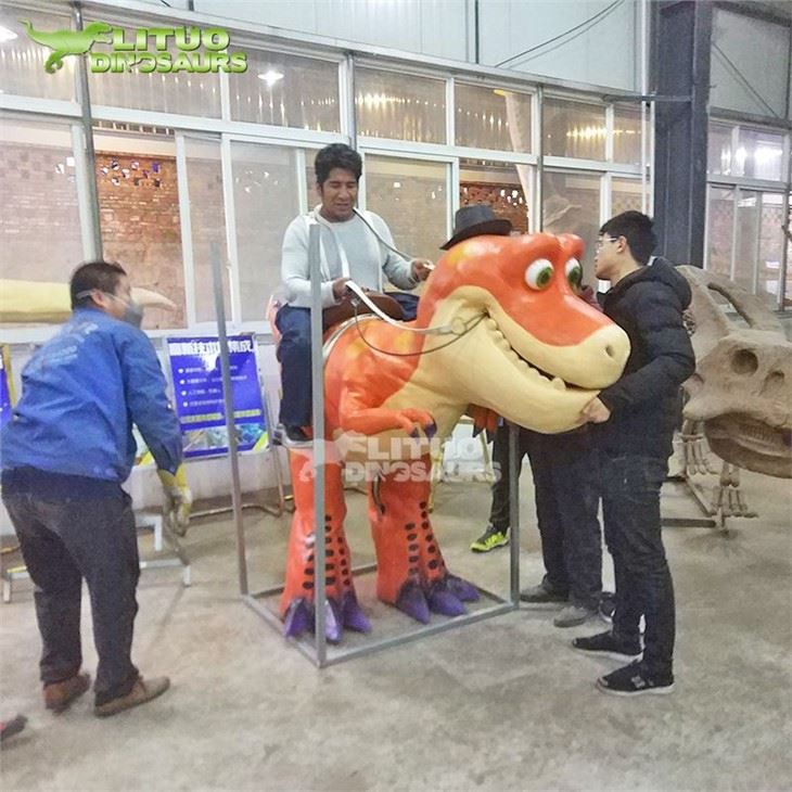 3Cartoon Dinosaur Costume(001)